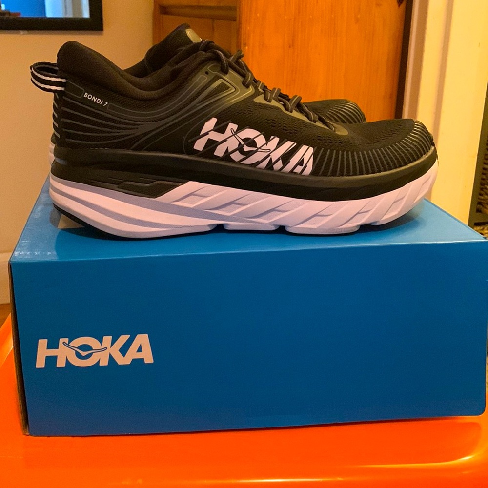 Hoka One One Bondi 7